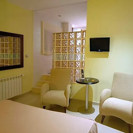 Hotel Macami 2*