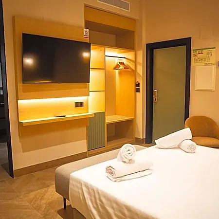 Macami Hotel