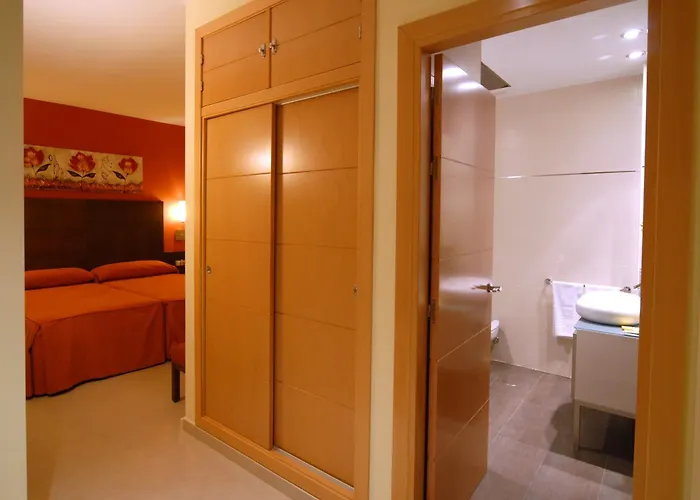 Macami Otel 2*