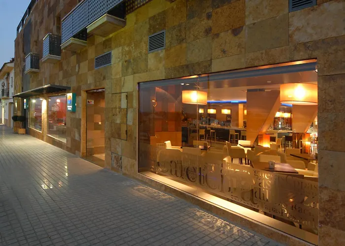 Macami 2* El Carpio